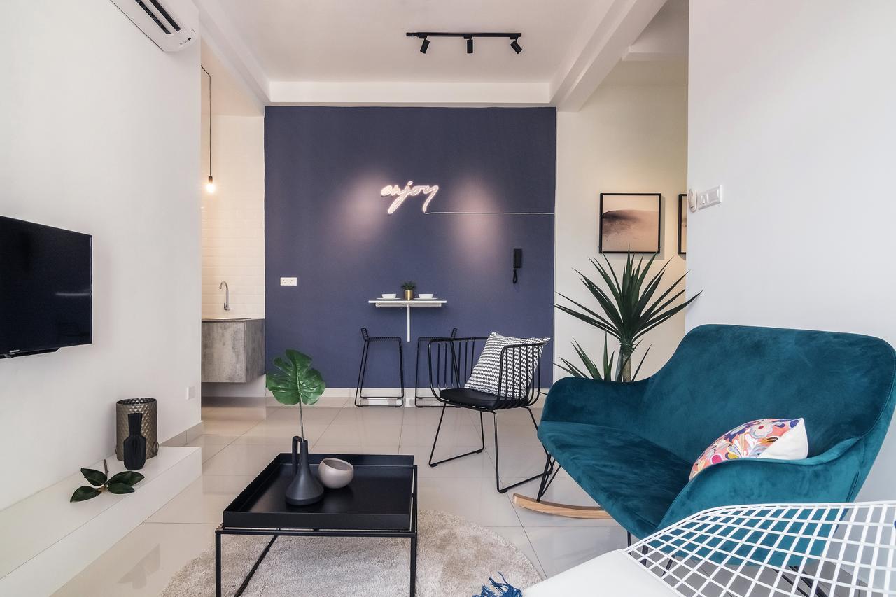 Arte Serviced Apartment @ Penang Гелугор Екстериор снимка