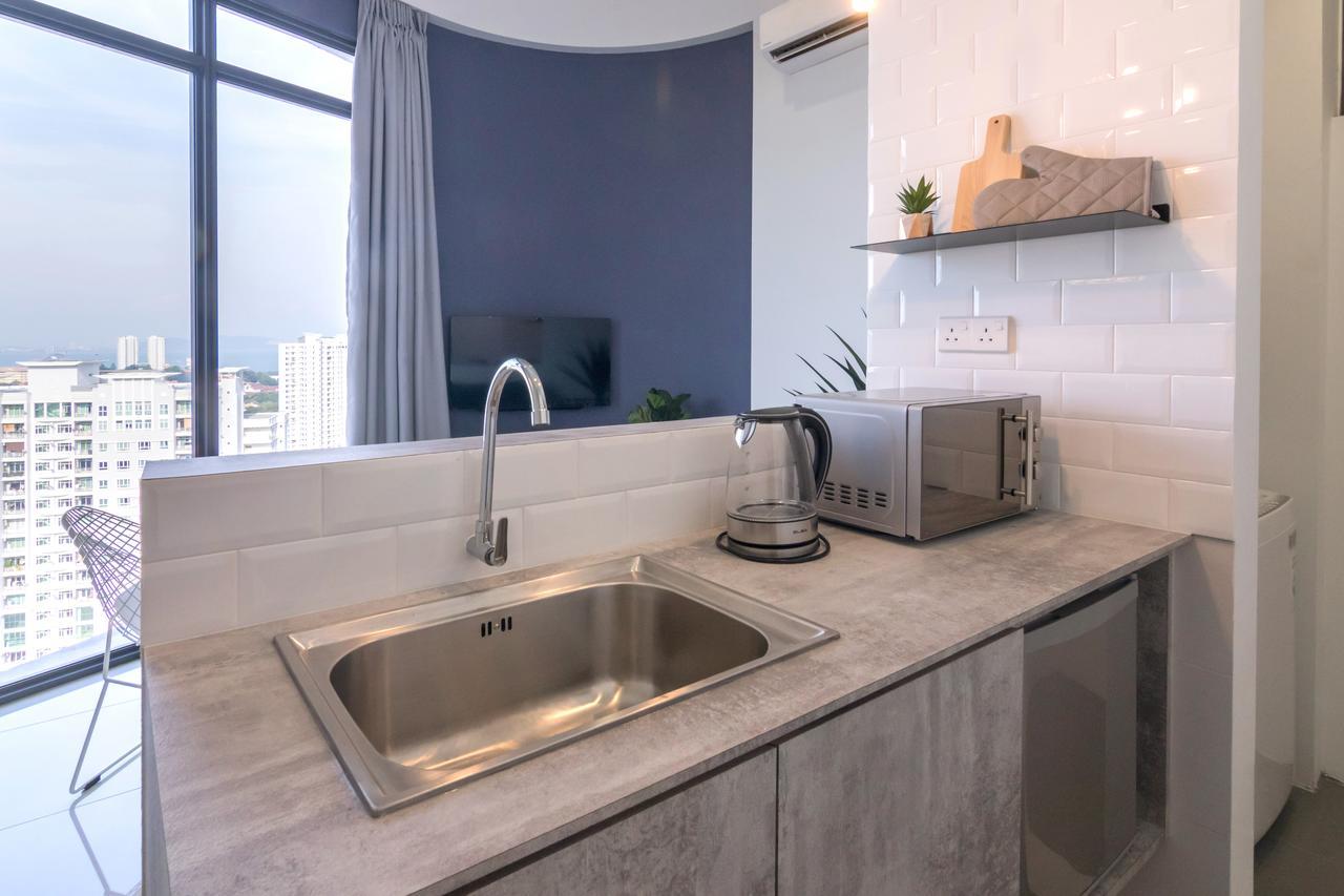 Arte Serviced Apartment @ Penang Гелугор Екстериор снимка