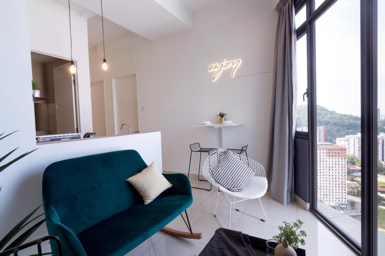 Arte Serviced Apartment @ Penang Гелугор Екстериор снимка