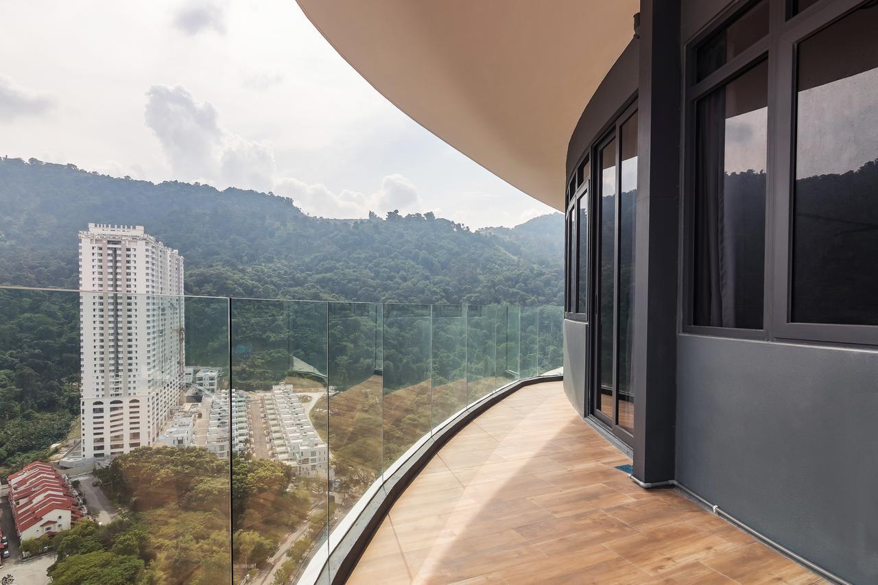 Arte Serviced Apartment @ Penang Гелугор Екстериор снимка
