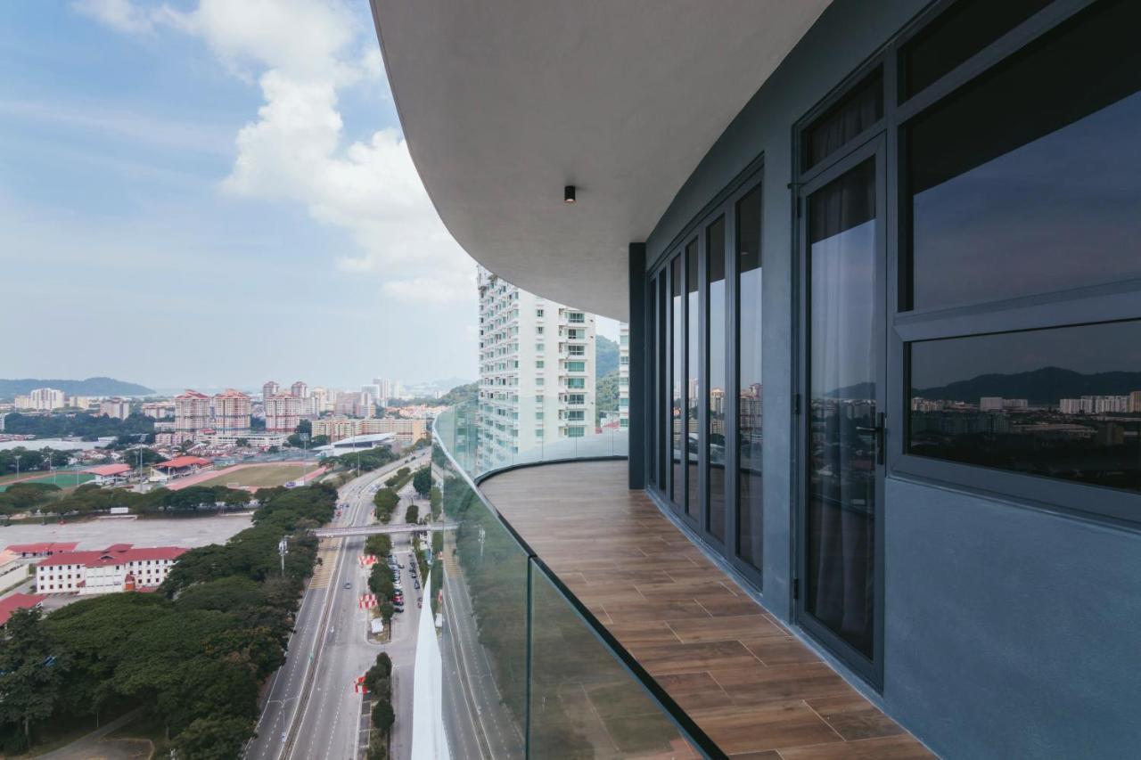 Arte Serviced Apartment @ Penang Гелугор Екстериор снимка