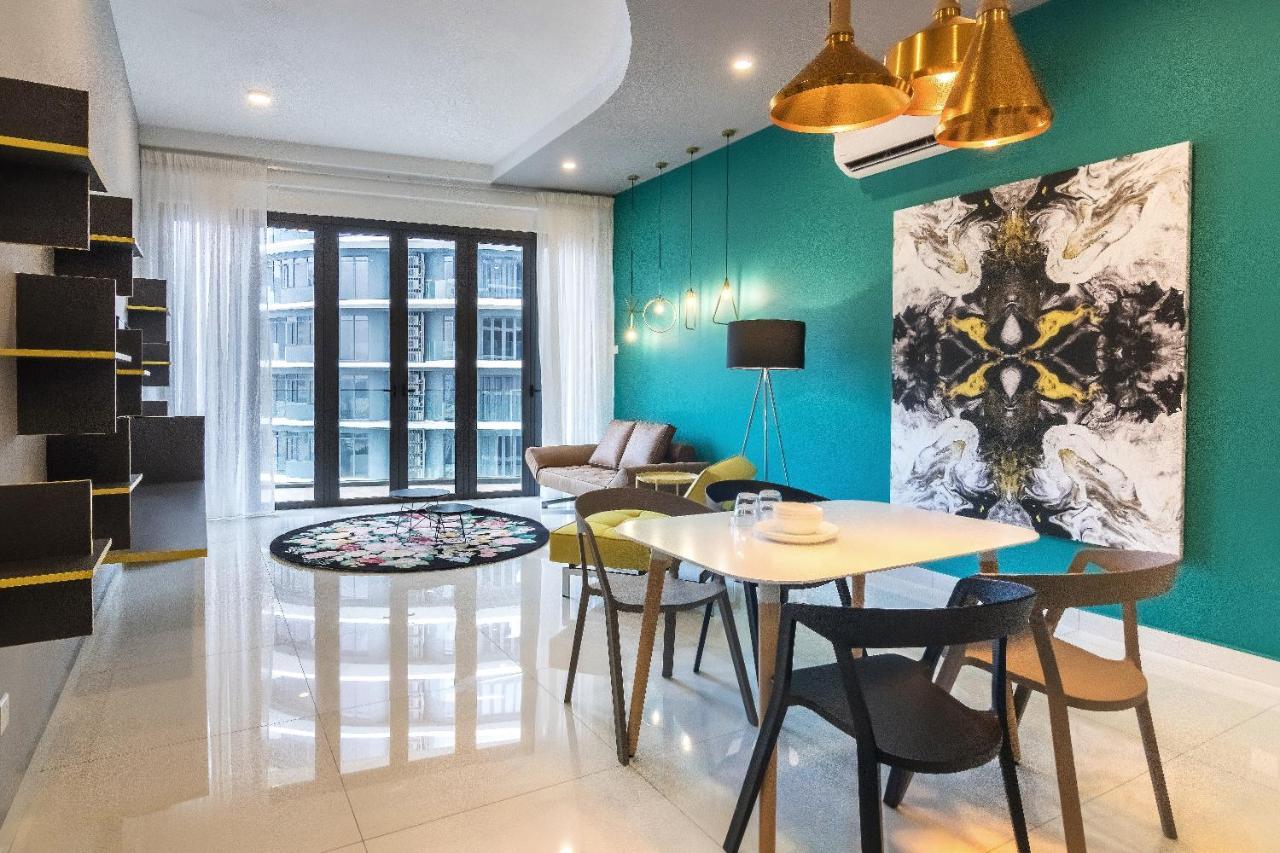 Arte Serviced Apartment @ Penang Гелугор Екстериор снимка